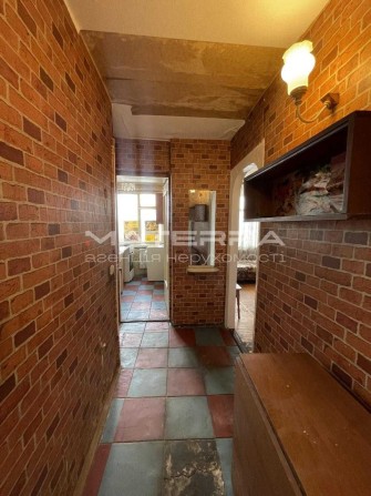 Боярка продам 1-к квартиру 28,5 м2 Гостинка - фото 1