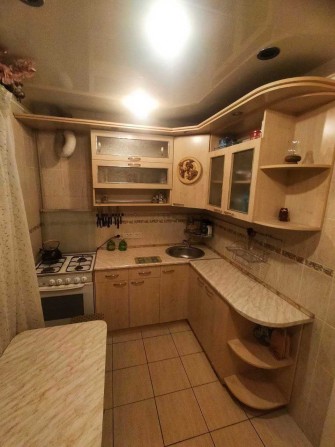 Продам 3-комнатную квартиру на Левом берегу, 5 микрорайон. Р - фото 1