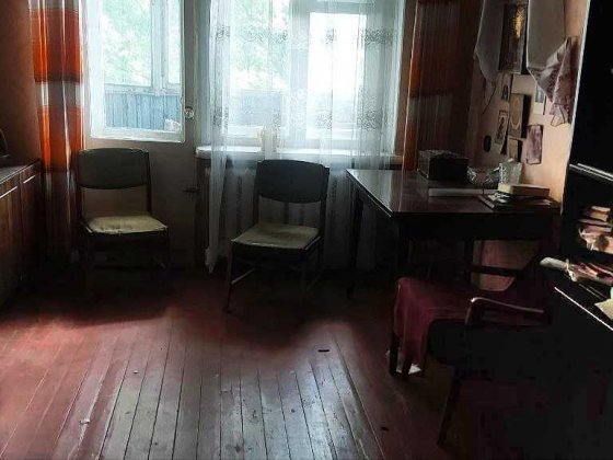 Продається чудова 3-кімнатна квартира під ремонт Власовка