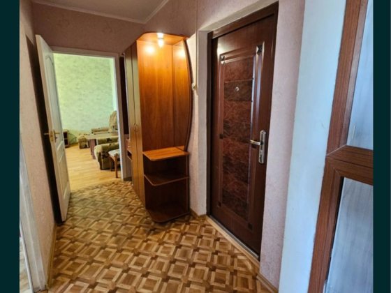 Продам квартиру 2 км на лівому березі Кам'янське