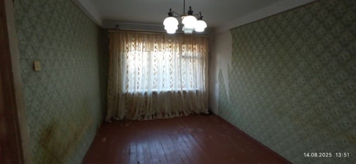 Продам квартиру, район  Украина - фото 1