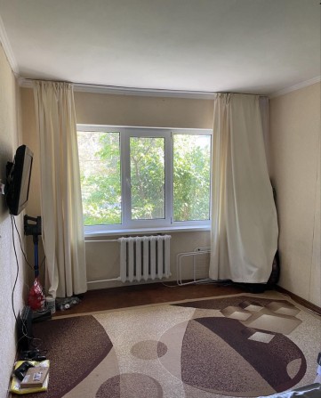 Продам 1 к квартиру 1 этаж. - фото 1