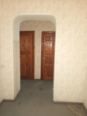 Продам 2 к, сталинку 57 кв.м в центре Каменского - фото 1