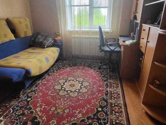 Продається 2-кімнатна квартира з індивідуальним опаленням. Глухов