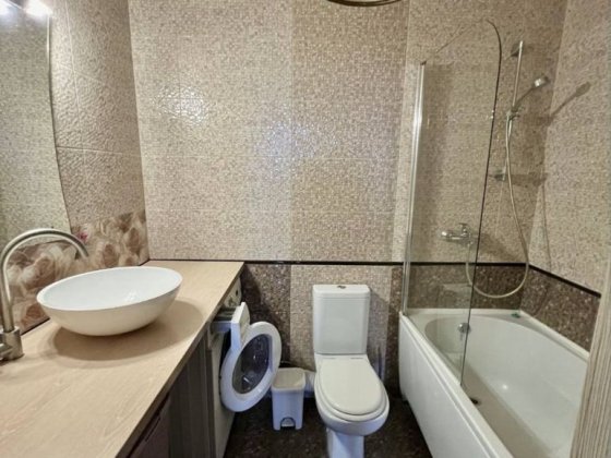 Продаж 2 к квартири з ремонтом Гостомель