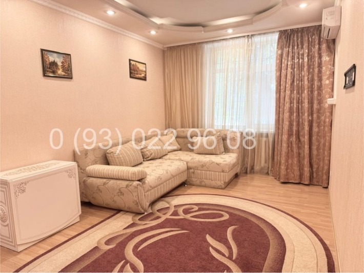 3-кімнатна сталінка з гаражем, вул. Миру - фото 1