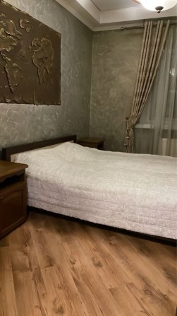 Продаж 3к квартири центр міста, автономне опалення, є-ремонт, сталінка - фото 1