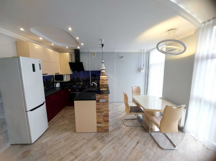 Продаж великої просторої 2к квартири з ремонтом в ЖК Парк Таун! - фото 1