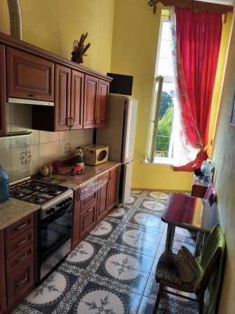 Продаж 3 кімн квартири центр - фото 1