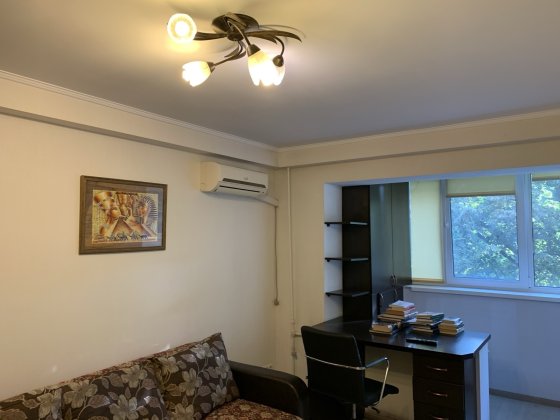 Продаж однокімнатної квартири з ремонтом вул. Кібальчича 6. Киев