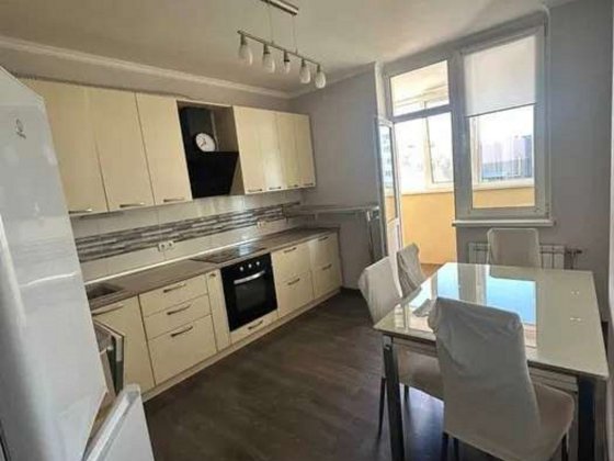 Продаж 3-к квартири вул. Білицька 20 Подільський район Київ