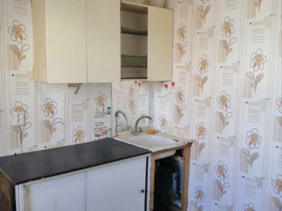 Продам 1-ком.Левый берег/4 мкрн,Лагуна Кам'янське