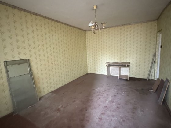 Продам 5-ком.кв с холлом на Левом берегу/Красная линия Кам'янське