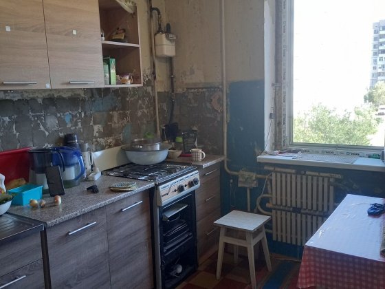 Продам 2-ком.квартиру 4-мкр.Левый берег. Кам'янське