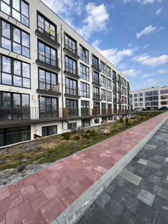 Простора однокімнатна квартира в Гостомелі. - фото 1