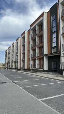 ТЕРМІНОВО Простора 1-кімнатна квартира в Гостомелі - недорого - фото 1