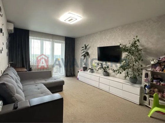 Продається 2-кімнатна квартира лівий берег 4мкр. Каменское