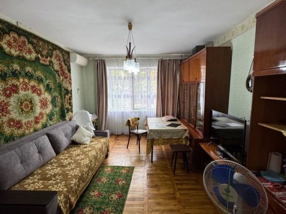 Продам 3-кімнатну квартиру. Лівий берег. Каменское