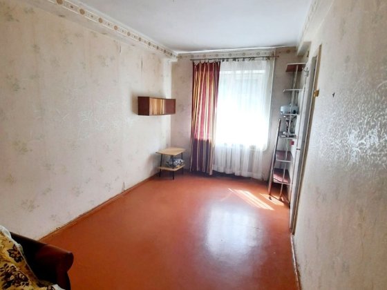 Продам 3-х комнатную квартиру!!! Черёмушки р-н Украина. Каменское