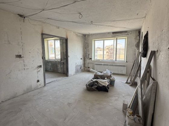 Продам 3-х комн Харьковская 1 мкрн Каменское