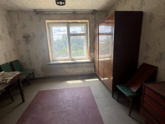 Продам РАЗДЕЛЬНУЮ 2х комнатную квартиру под капитальный ремонт.БАМ Кам'янське