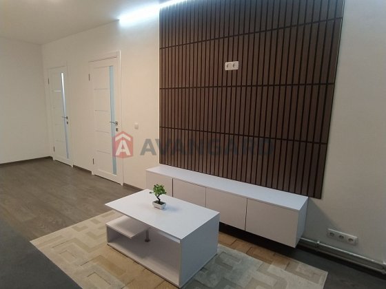 Продаж 3к.кв. з євроремонтом, Л/б, 5 мкрн зуп. «ЗІЛ» Каменское