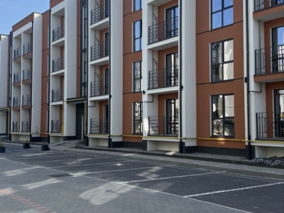 ТЕРМІНОВО! 1к квартира з гардеробною і балконом. Газ Гостомель