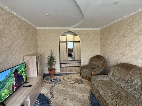 Продается 4-ком., квартира л/б Кам'янське