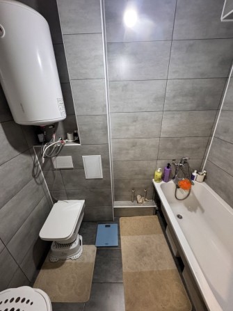 Продам 3х комнатную квартиру . Б.Хмельницкого - фото 1