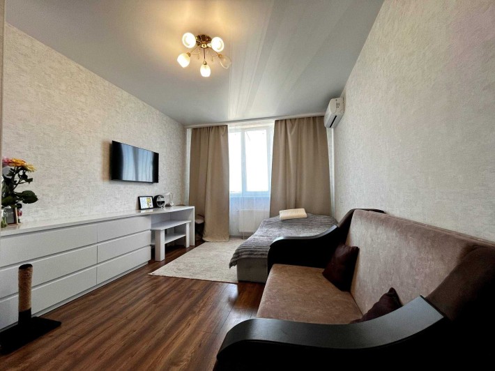 Сучасна квартира з ремонтом - просто заїжджай і живи! - фото 1