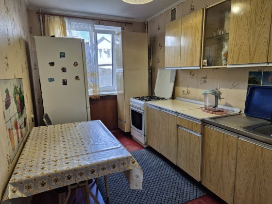 Продам 3к.кв Чешка Чорноморськ