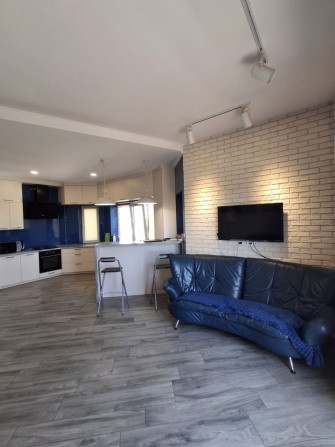 Продажа евродвушки(студия и спальня)в закрытом малоквартирном доме - фото 1