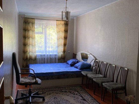 Продам 3-ком квартиру Черноморск