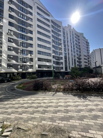 Однокімнатна квартира з наповненням ЖК Авіатор - фото 1