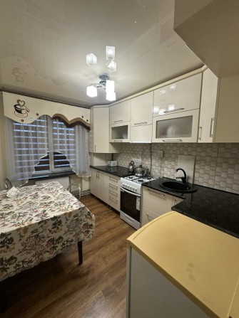 Продаж квартири з ремонтом та меблями - фото 1