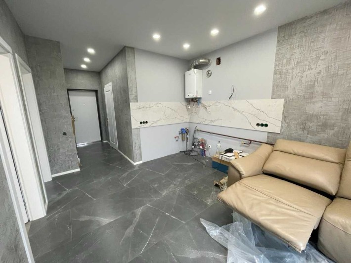 Жк Ривьера двухкомнатная квартира с ремонтом и газом !!! - фото 1