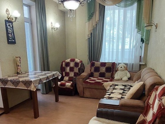 Продам 2 ком.квартиру  с терассой и 2 лоджии  Центр Є-відновлення Кам'янське