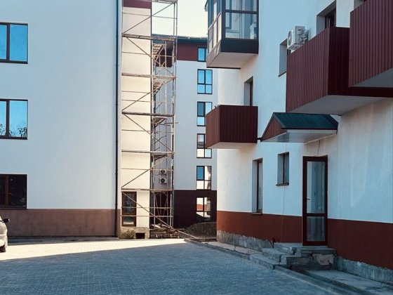 Продам двох кімнатну квартиру в новобудові ,район пологового будинку Каменец-Подольский