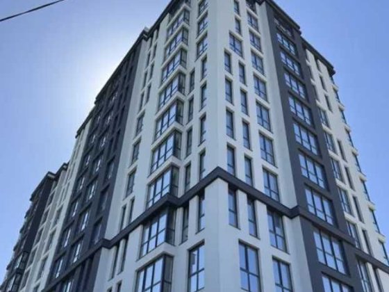 Продам свою двокімнатну квартиру в ЖК "Джем Сіті". Будинок зданий. Кам'янець-Подільський