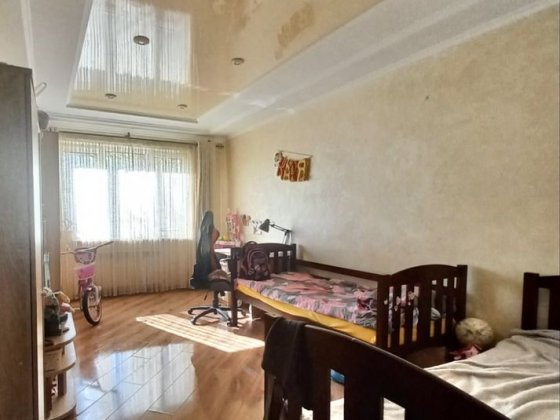 Продаю теплую 3х ком. кв. с улучшенной планировкой Чорноморськ