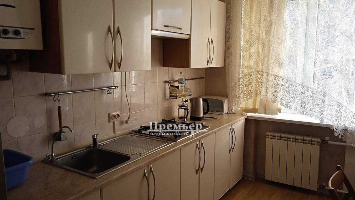 У продажу  гарна 3 кім. квартира  92 кв.м - фото 1