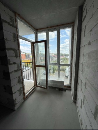 Однокімнатна квартира біля озера - фото 1