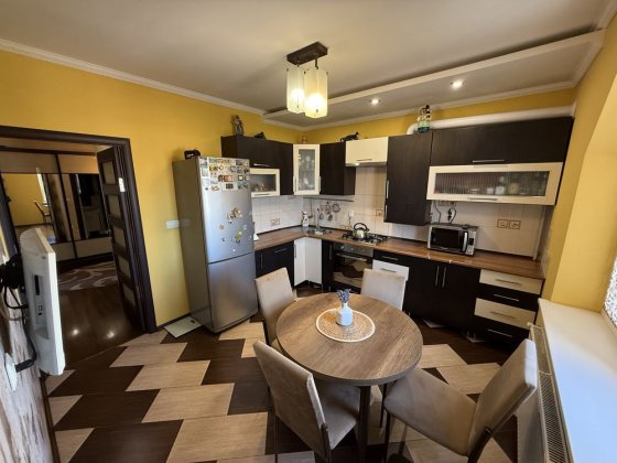 Продам 3к квартиру в новобудові з меблями. Коломыя