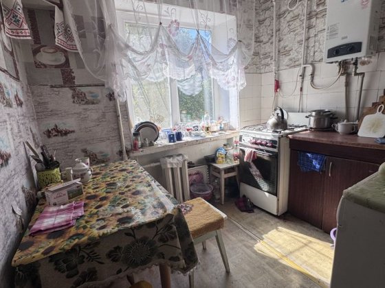 Продам трикімнатну квартиру р-н Черемушки Коростень