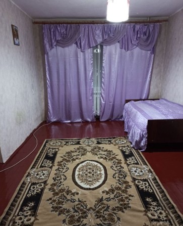 Продам 2х кімнату квартиру в гуртожитку - фото 1