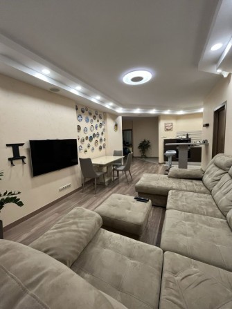 Академмістечко! 3кімн.кв.107м2, вул. Пономарьова,26 - фото 1