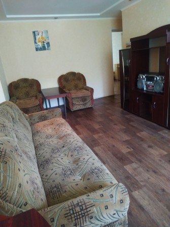 СРОЧНО! Продам 3-х комн. 2 этаж.Свою. Центр. Торг. - фото 1