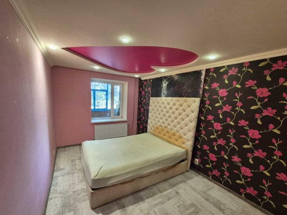 Автономное отопление! 4комн. квартира. Центр Лозовой.Можно под офис. Лозова