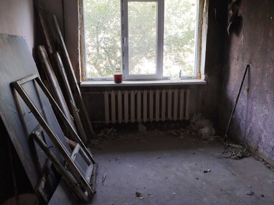 Продам 1-кімнатну квартиру Лозовая