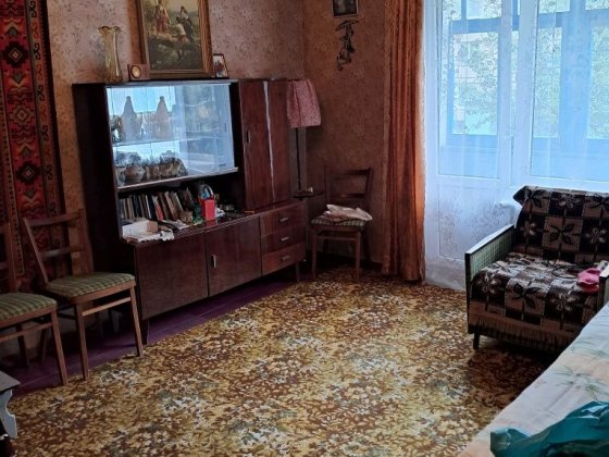 Продам 1 кім.квартиру Марганець